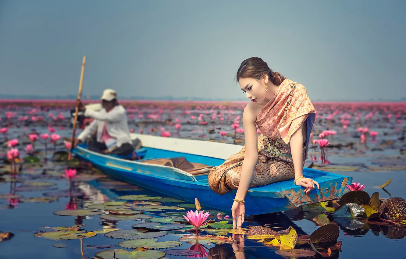 Photo wallpaper girl, flowers, boat, Asian Beauty