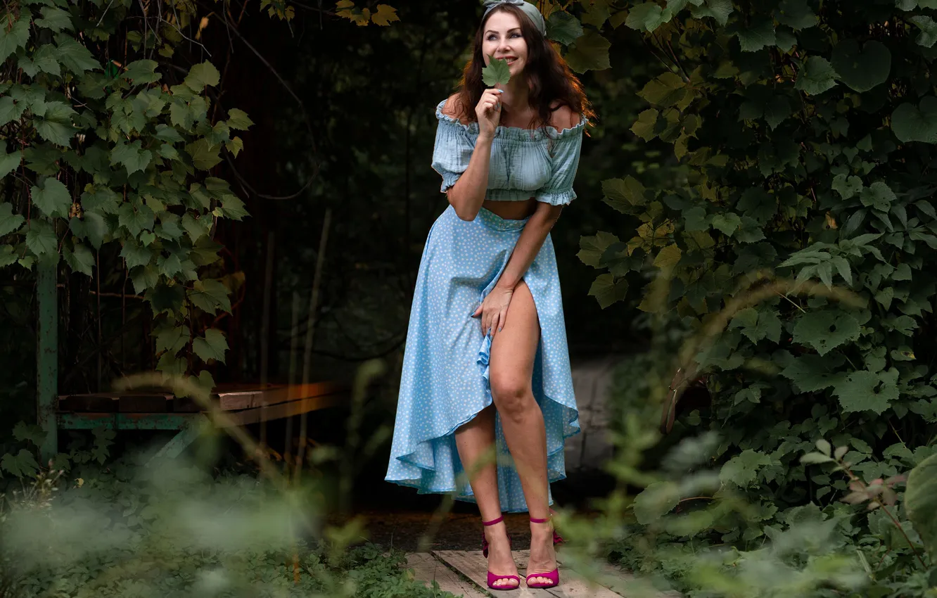 Photo wallpaper girl, sexy, smile, Wallpaper, sweetheart, model, bright, skirt