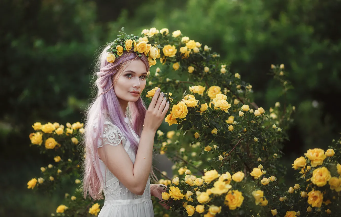 Photo wallpaper look, girl, flowers, roses, dress, wreath, Shakirova Albina