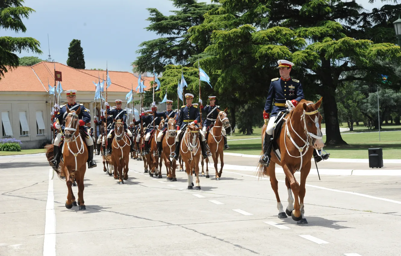 Photo wallpaper soldiers, Argentina, horse, Trumpet, Cavalry, Military Parade, HISTORIC