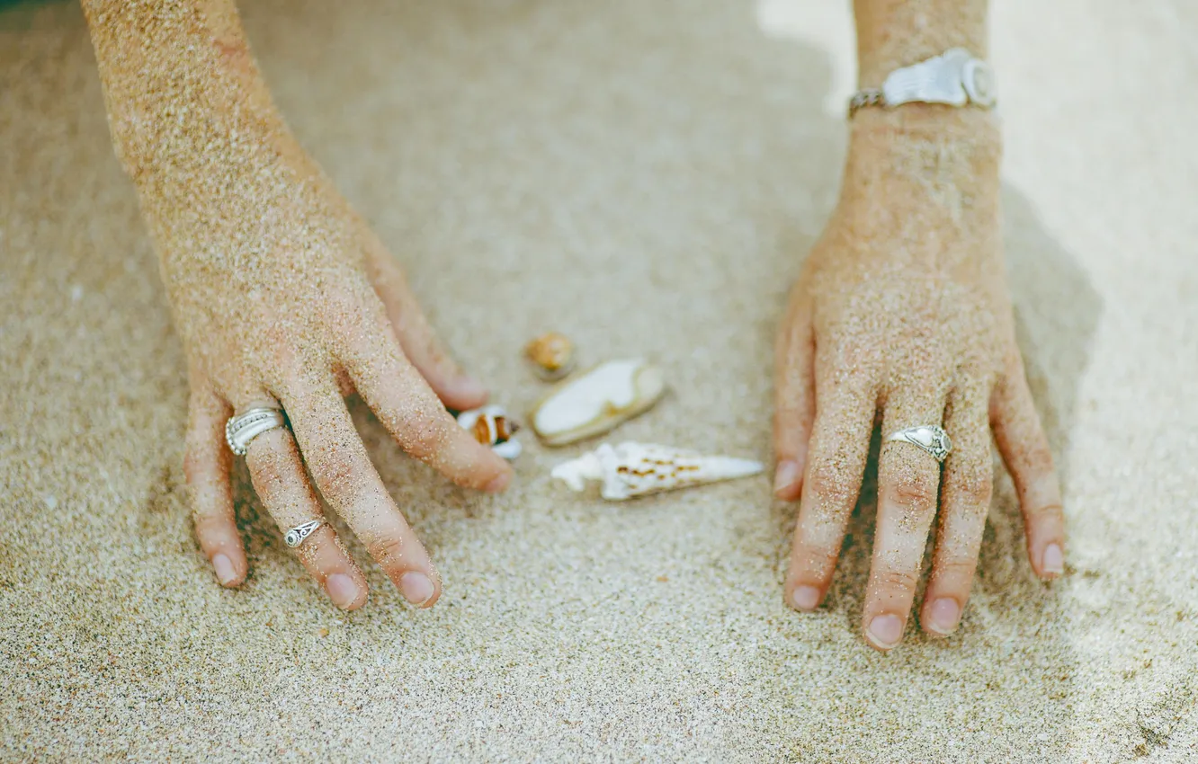 Photo wallpaper sand, hands, ring, shell