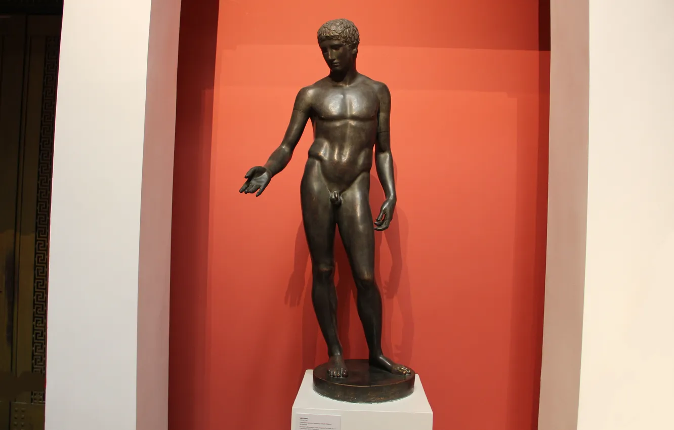 Photo wallpaper Moscow, statue, sculpture, Nude, the young man, cast, The Pushkin State Museum, The ancient Greek …