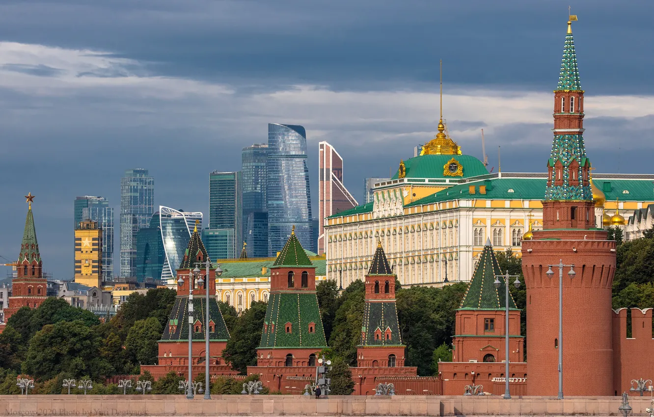 Photo wallpaper the city, tower, skyscrapers, Moscow, The Kremlin, Moscow-City, Yuri Degtyarev