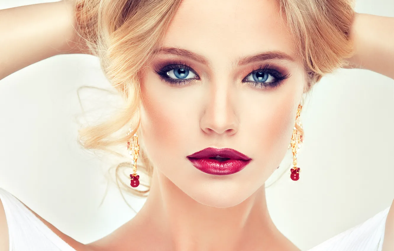 Photo wallpaper girl, eyelashes, model, hands, makeup, lipstick, hairstyle, blonde