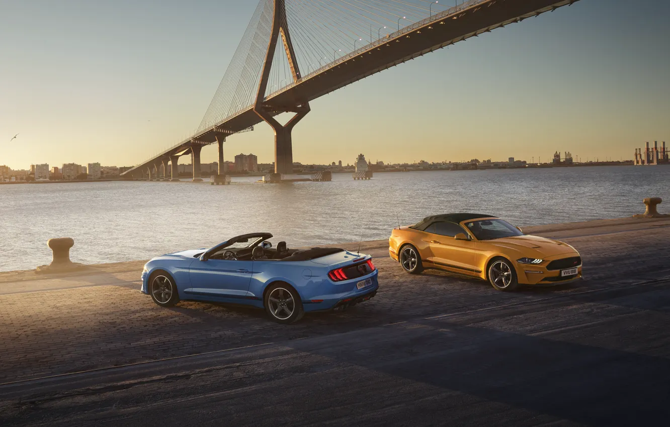 Photo wallpaper Mustang, Ford, yellow, blue, California Special, Ford Mustang GT/CS Convertible