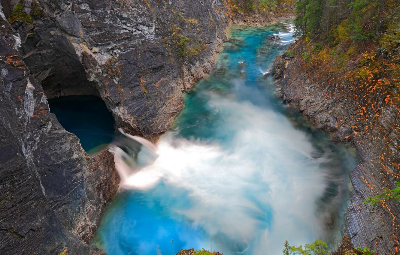Photo wallpaper waterfall, Canada, British Columbia, Cross-River Falls
