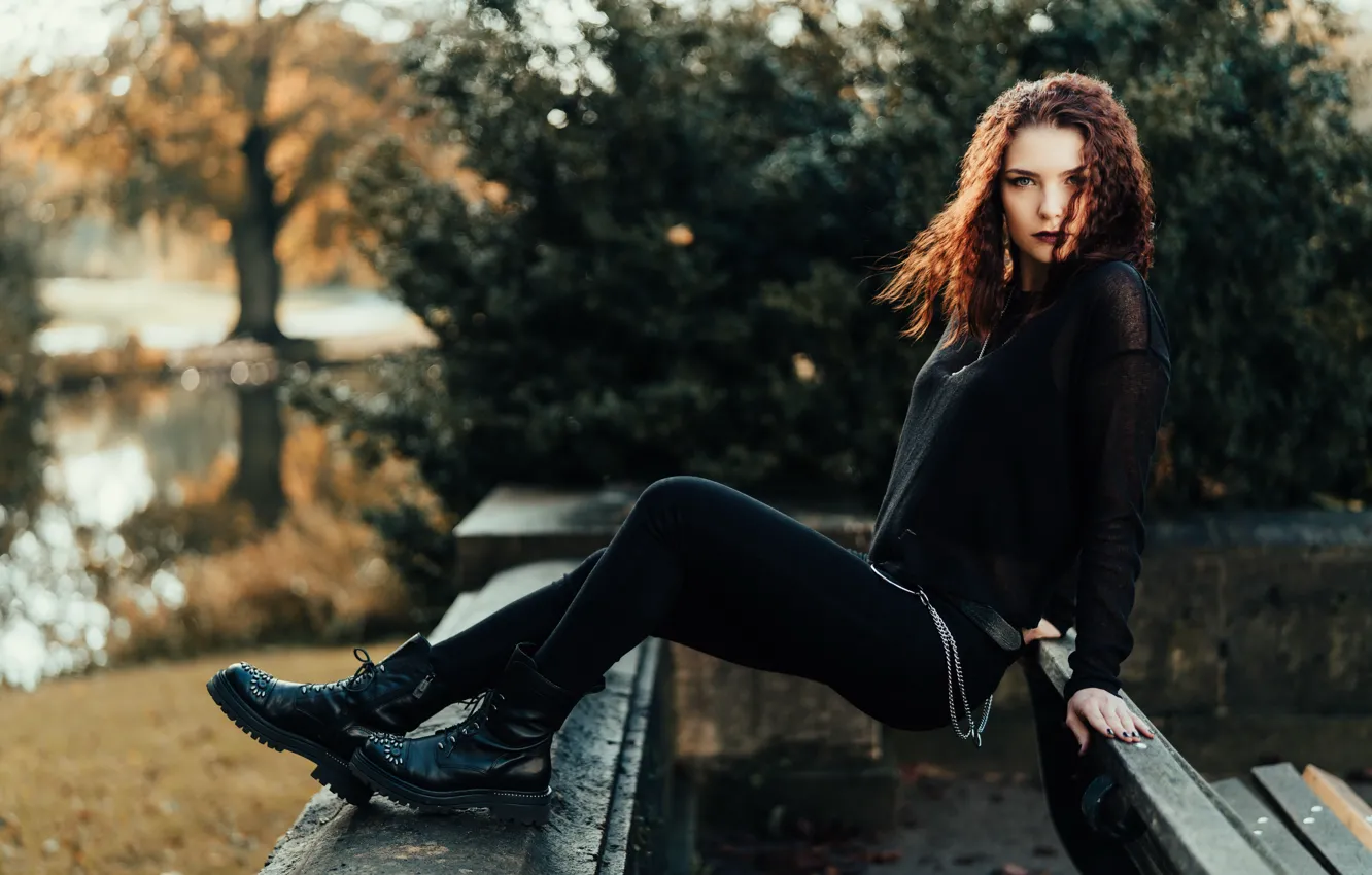 Photo wallpaper girl, pose, Roxana Dellamorte