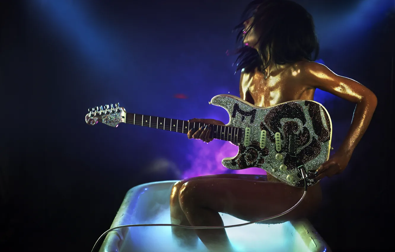 Photo wallpaper guitar, bath, artist, MALINA MOYE