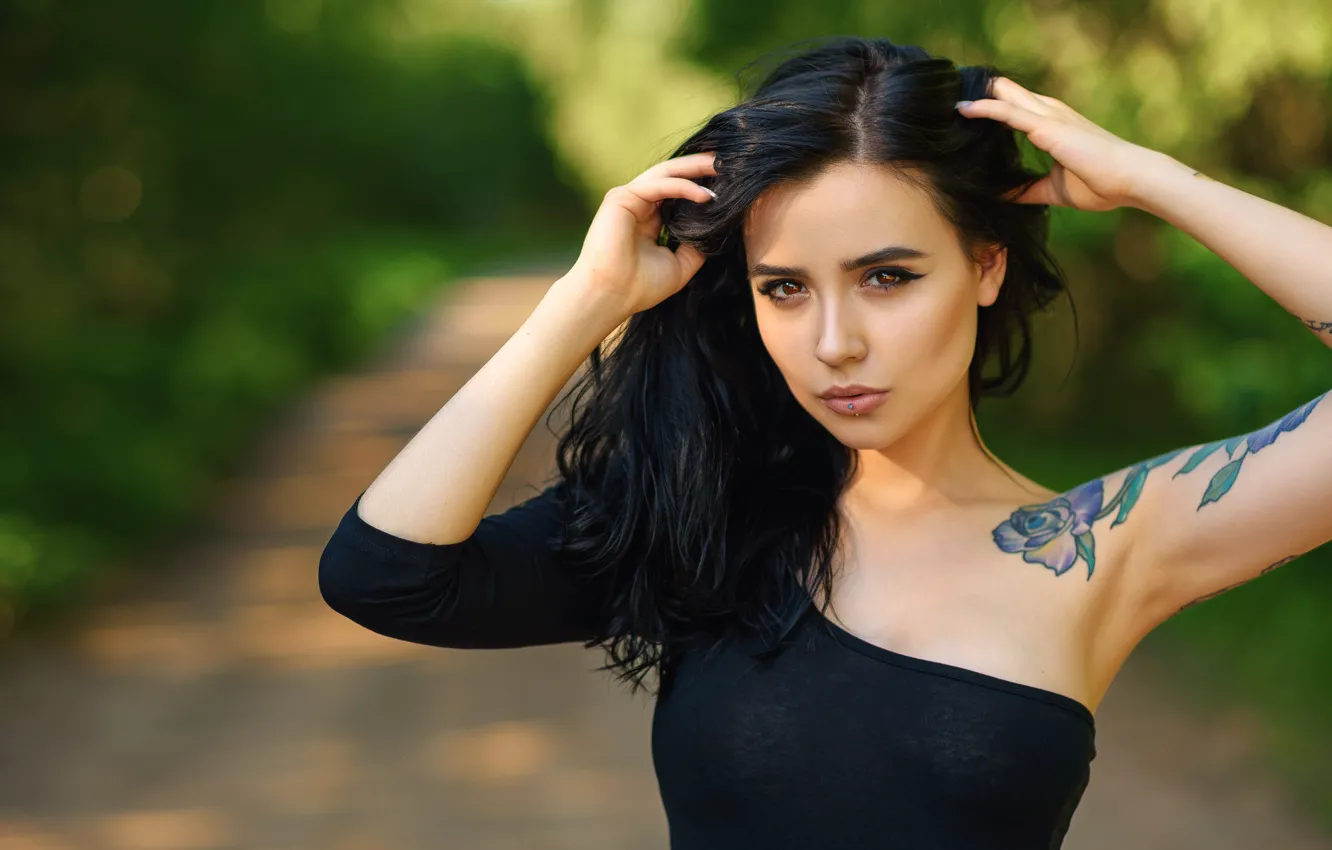 Photo wallpaper girl, long hair, brown eyes, photo, photographer, model, tattoo, bokeh