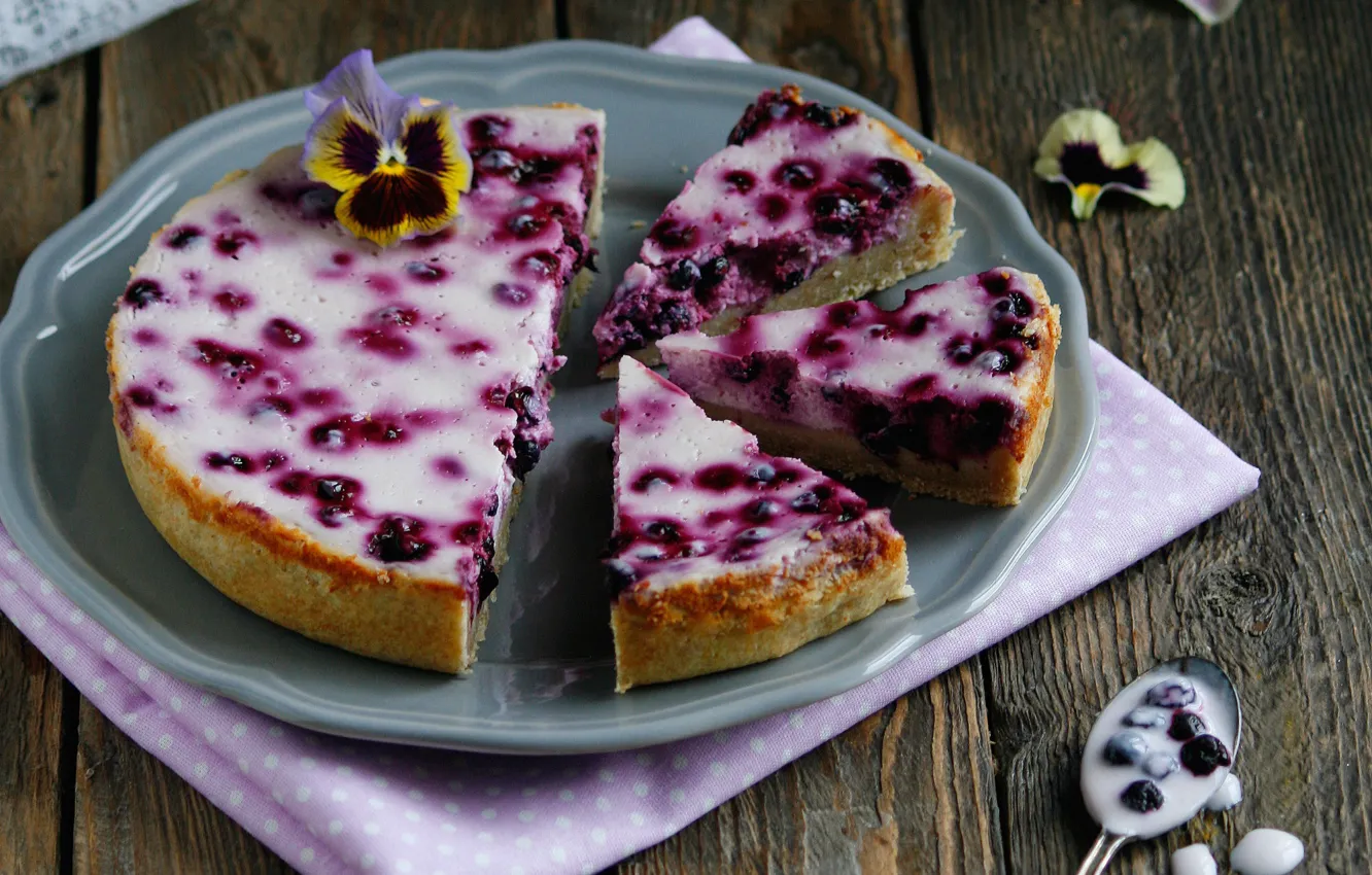 Photo wallpaper berries, pie, viola