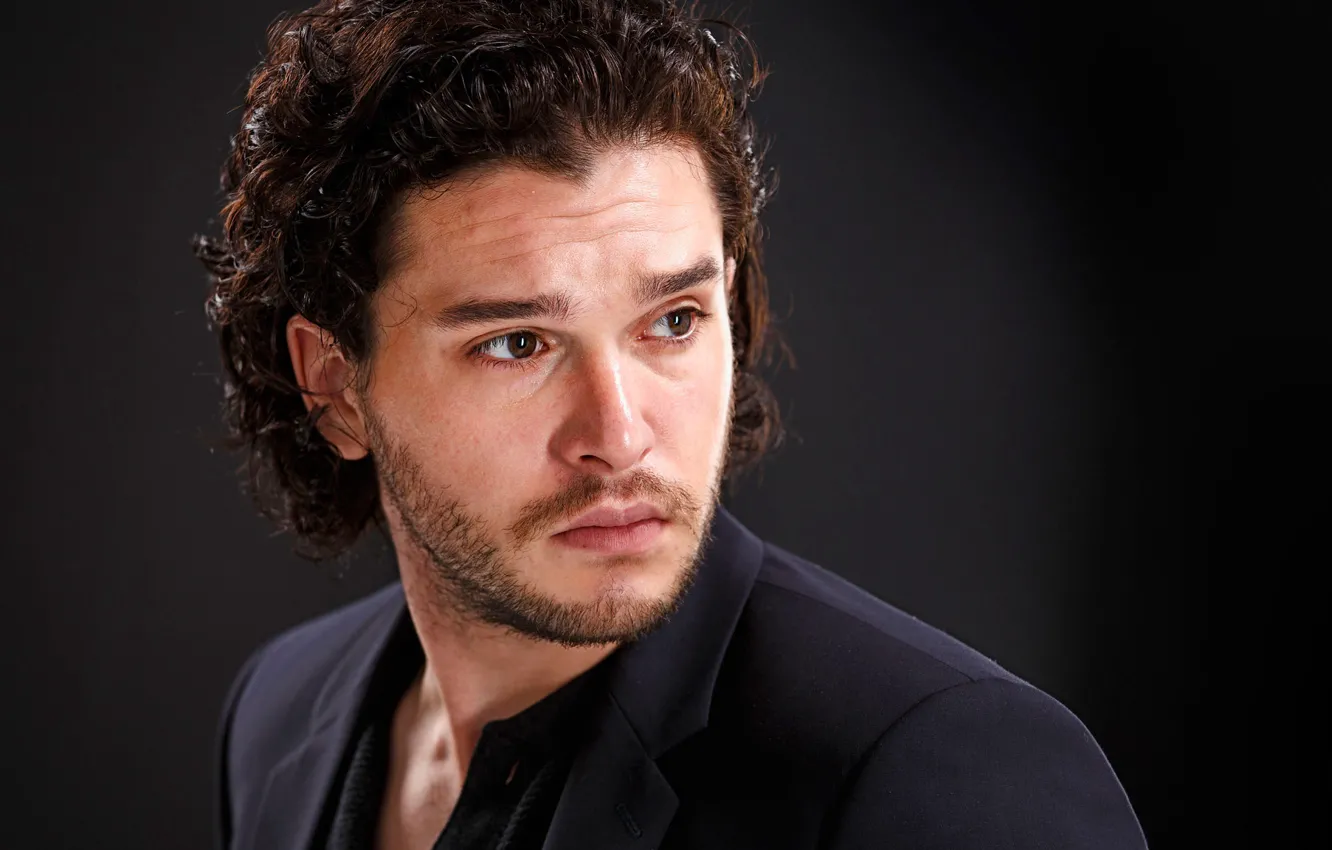Photo wallpaper photoshoot, Los Angeles Times, Kit Harington, for the newspaper