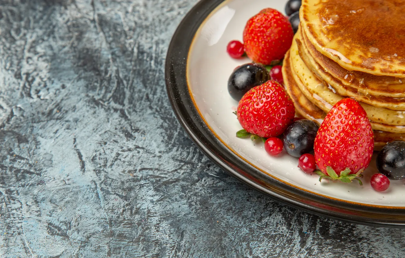 Photo wallpaper berries, grey background, pancakes