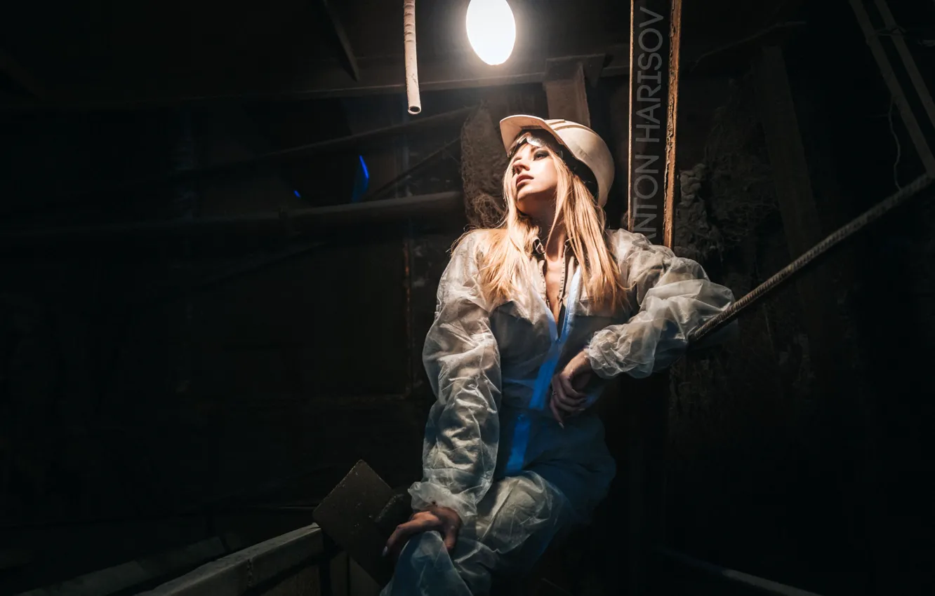 Photo wallpaper light, pose, model, lamp, makeup, hairstyle, blonde, helmet