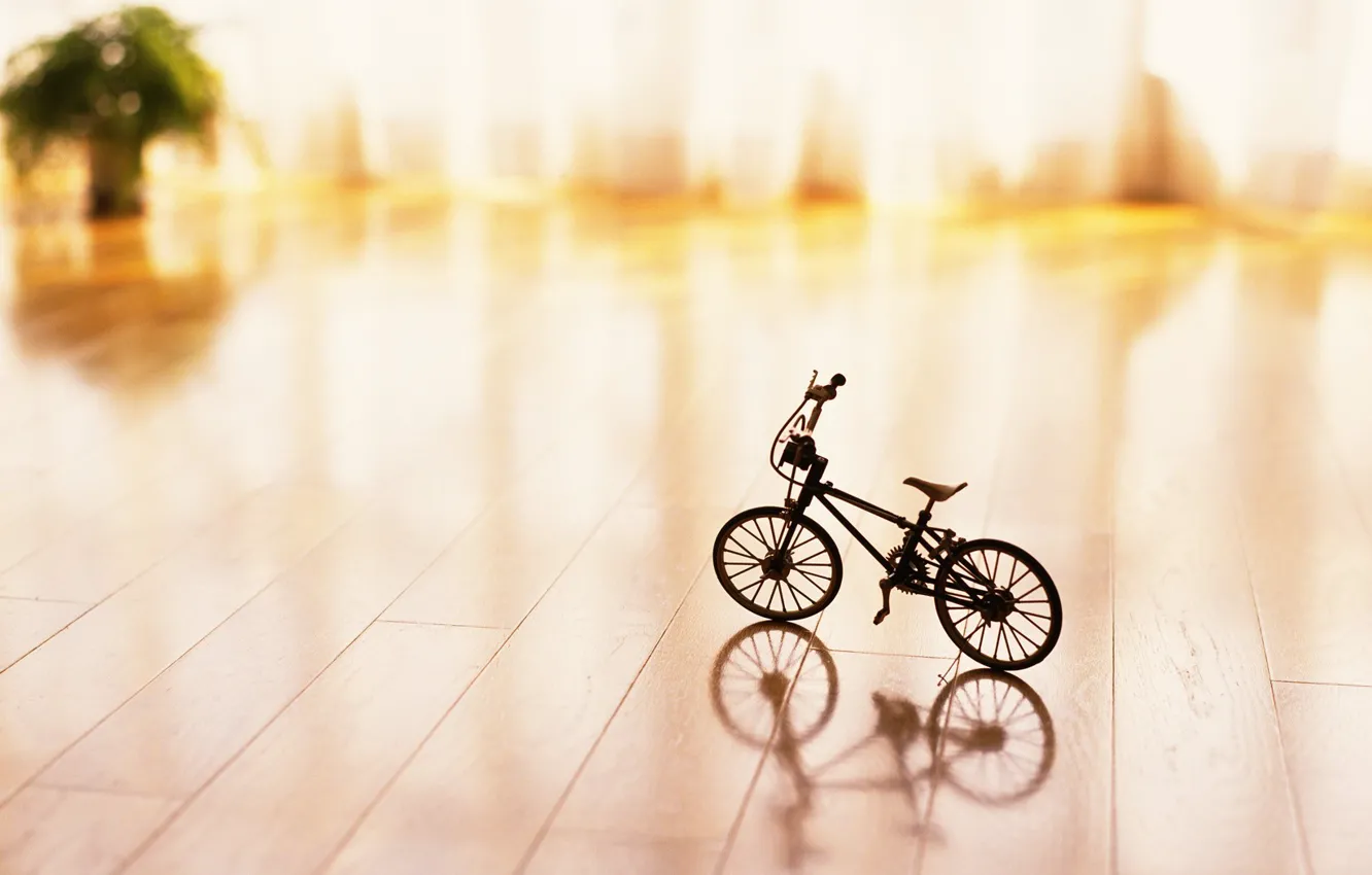 Photo wallpaper bike, toy
