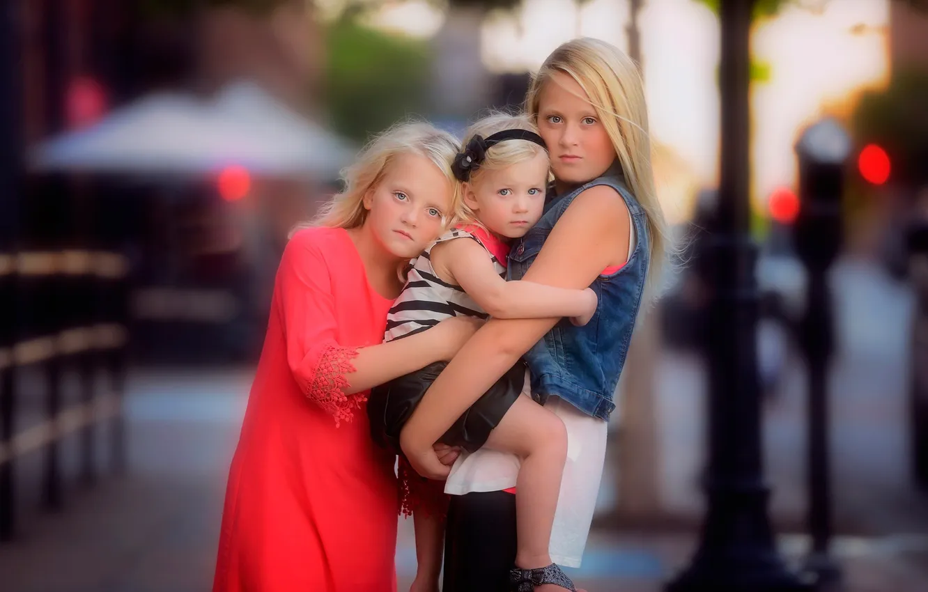 Photo wallpaper girl, danielle balance, Sisters are the best