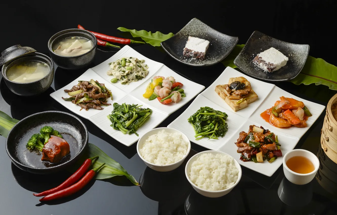 Photo wallpaper soup, figure, vegetables, sauce, cuts