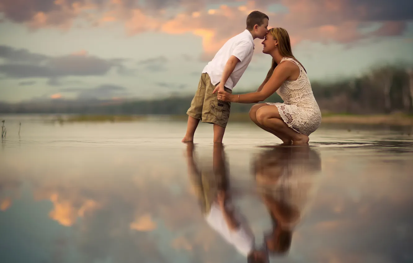 Photo wallpaper children, reflection, son, mother