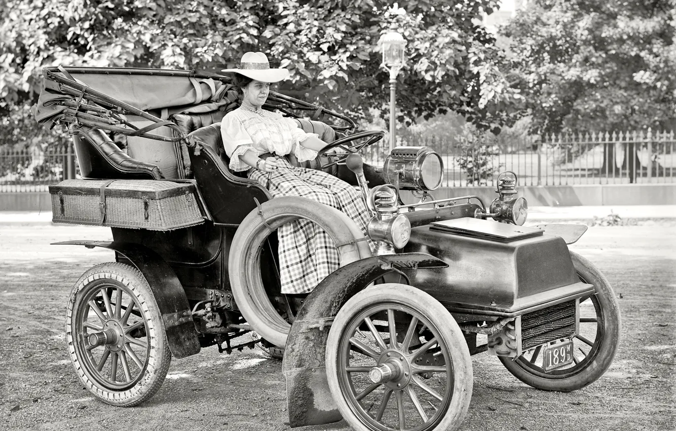 Photo wallpaper retro, Ford, USA, car, lady, 1908-the year
