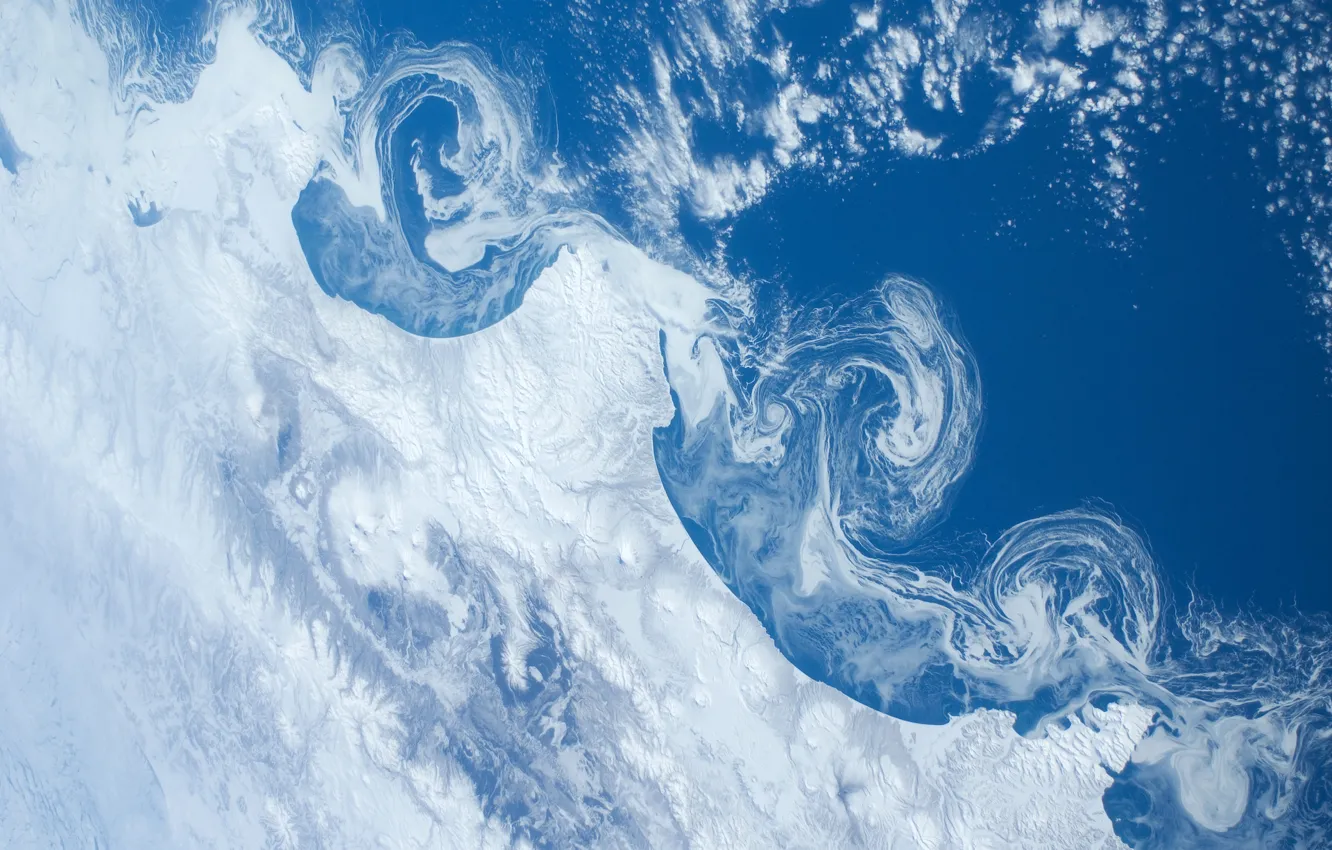 Photo wallpaper snow, the ocean, earth, volcanoes, NASA, Kamchatka, International Space Station, International space station ISS