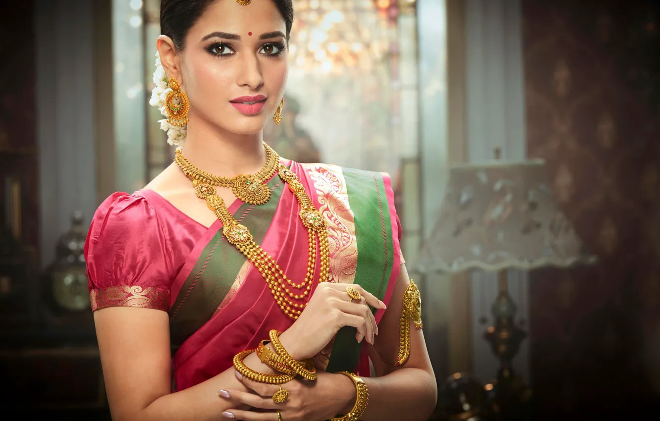 Photo wallpaper girl, hot, sexy, fashion, eyes, smile, beautiful, figure