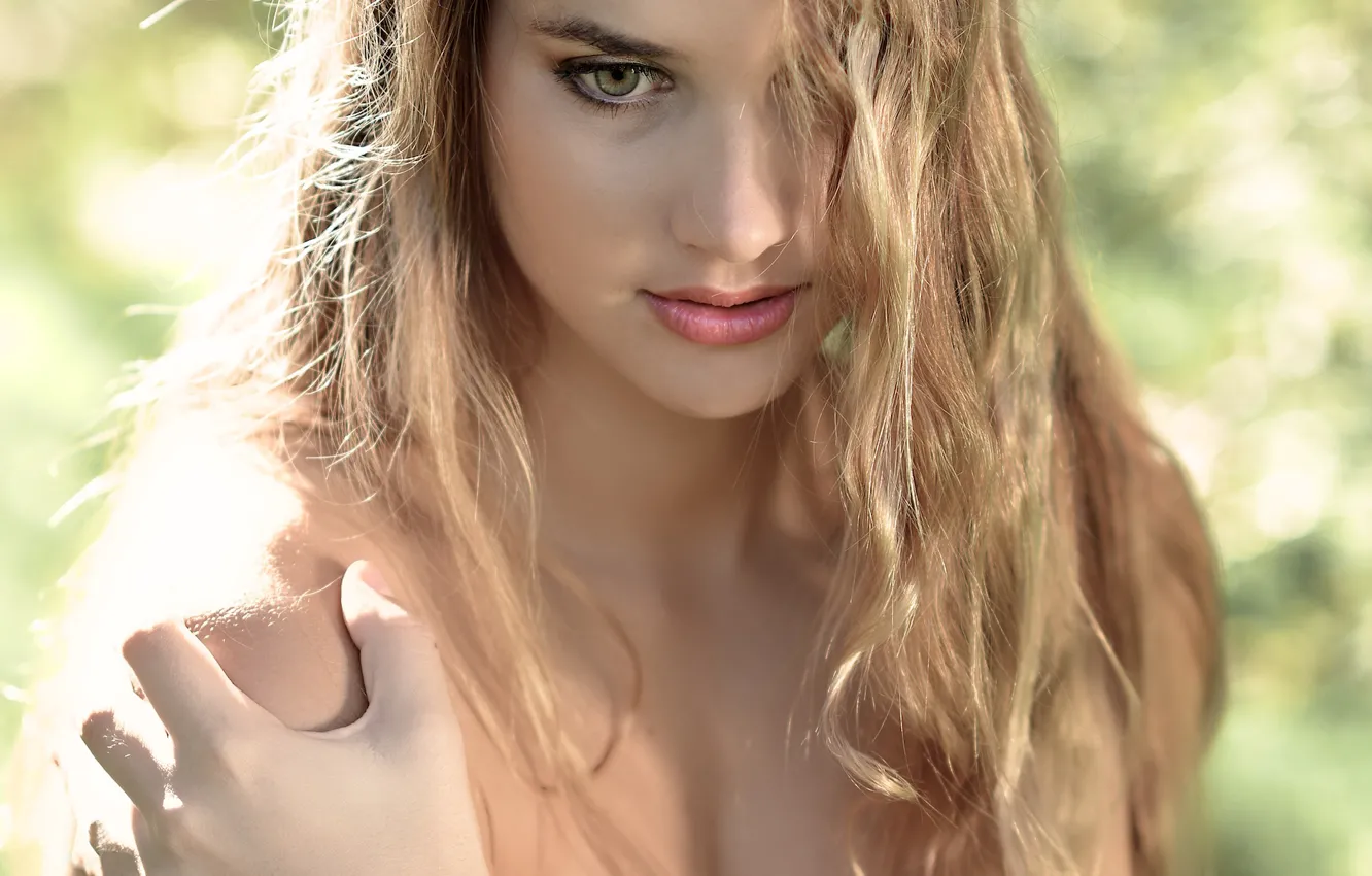 Photo wallpaper eyes, face, background, hair, portrait, blonde, shoulders