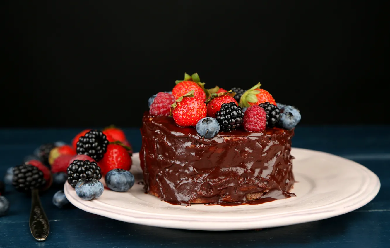 Photo wallpaper raspberry, food, chocolate, blueberries, strawberry, cake, cake, cake