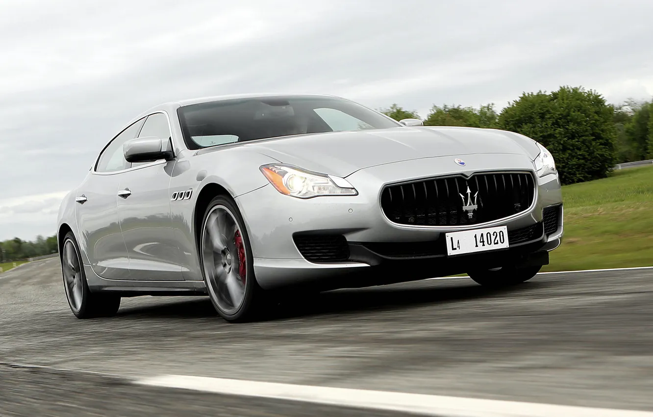 Photo wallpaper auto, light, lights, Maserati, speed, sedan, Quattroporte S