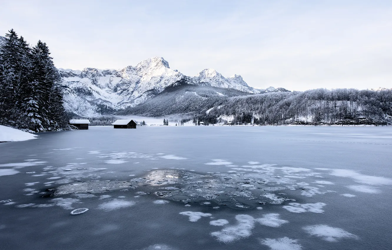 Photo wallpaper lake, ice, the hole