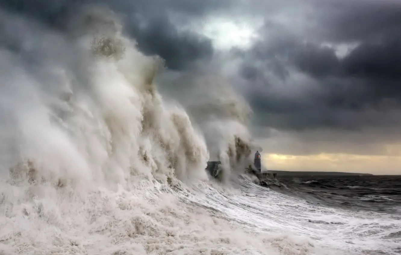 Photo wallpaper storm, sea, wave, Porthcawl Lighthouse