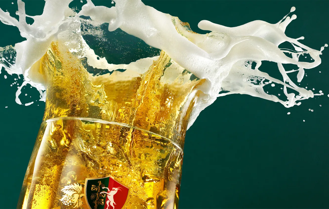 Photo wallpaper foam, squirt, background, glass, beer, Perla