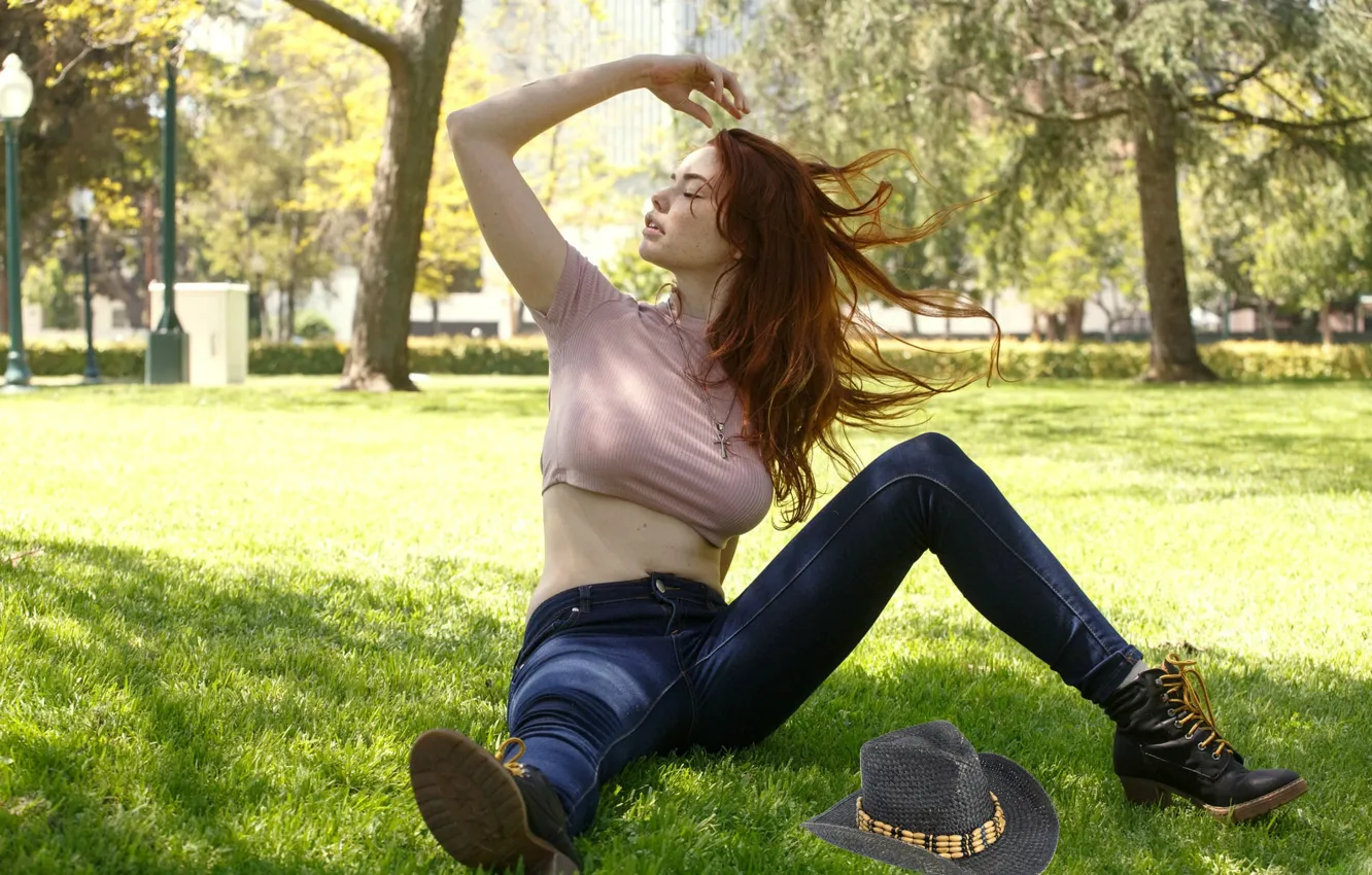 Photo wallpaper grass, Park, lawn, hair, jeans, belly, laces, slap
