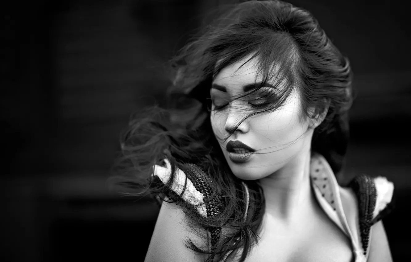 Photo wallpaper girl, background, model, portrait, makeup, hairstyle, black and white, bokeh