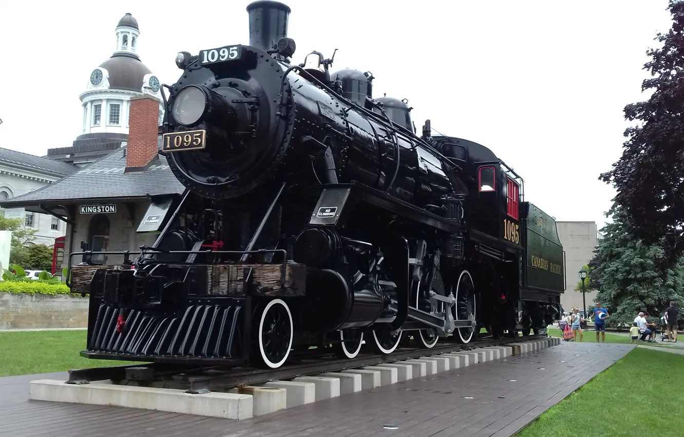 Photo wallpaper city, train, railroad, Kingston