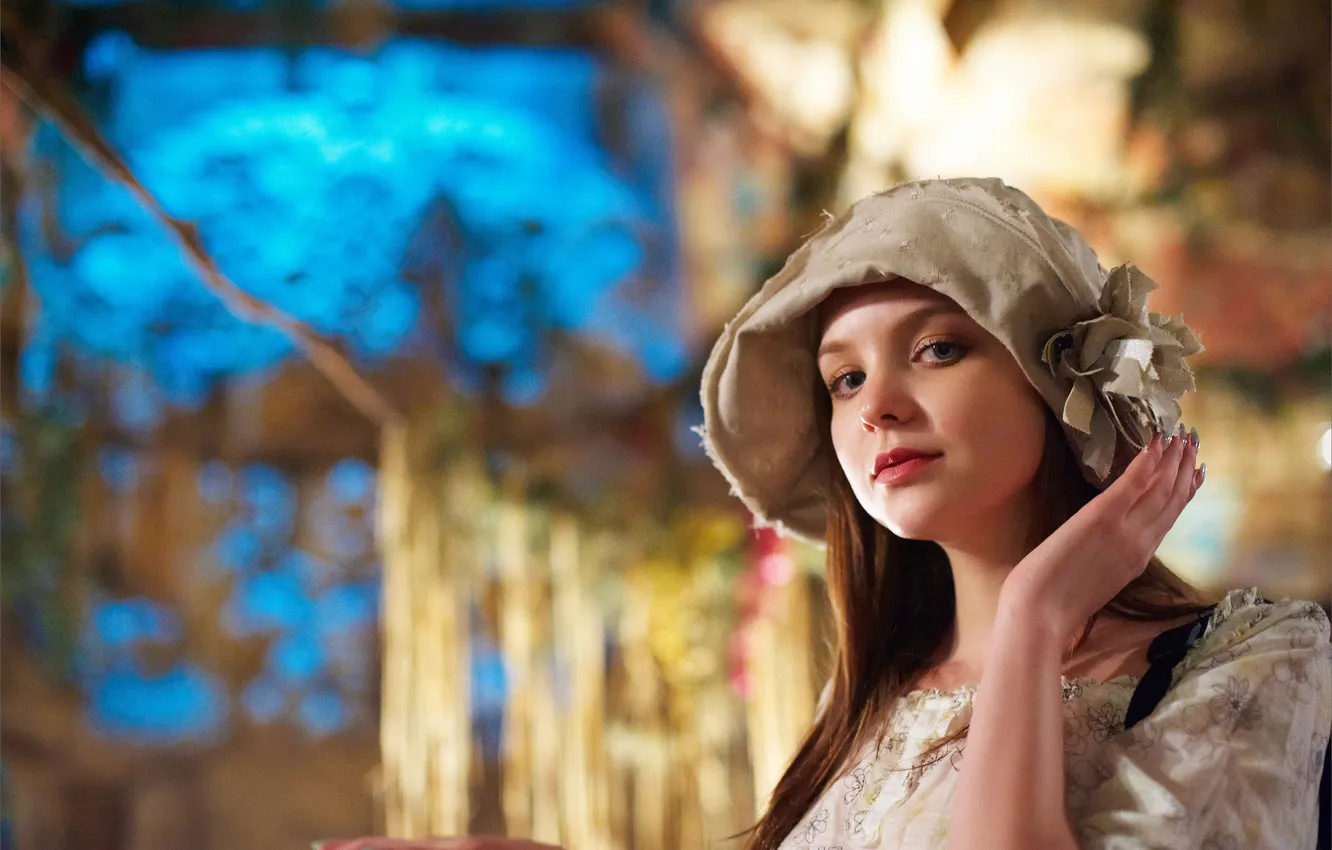 Photo wallpaper look, girl, the city, dress, touch, hat, twilight, bow