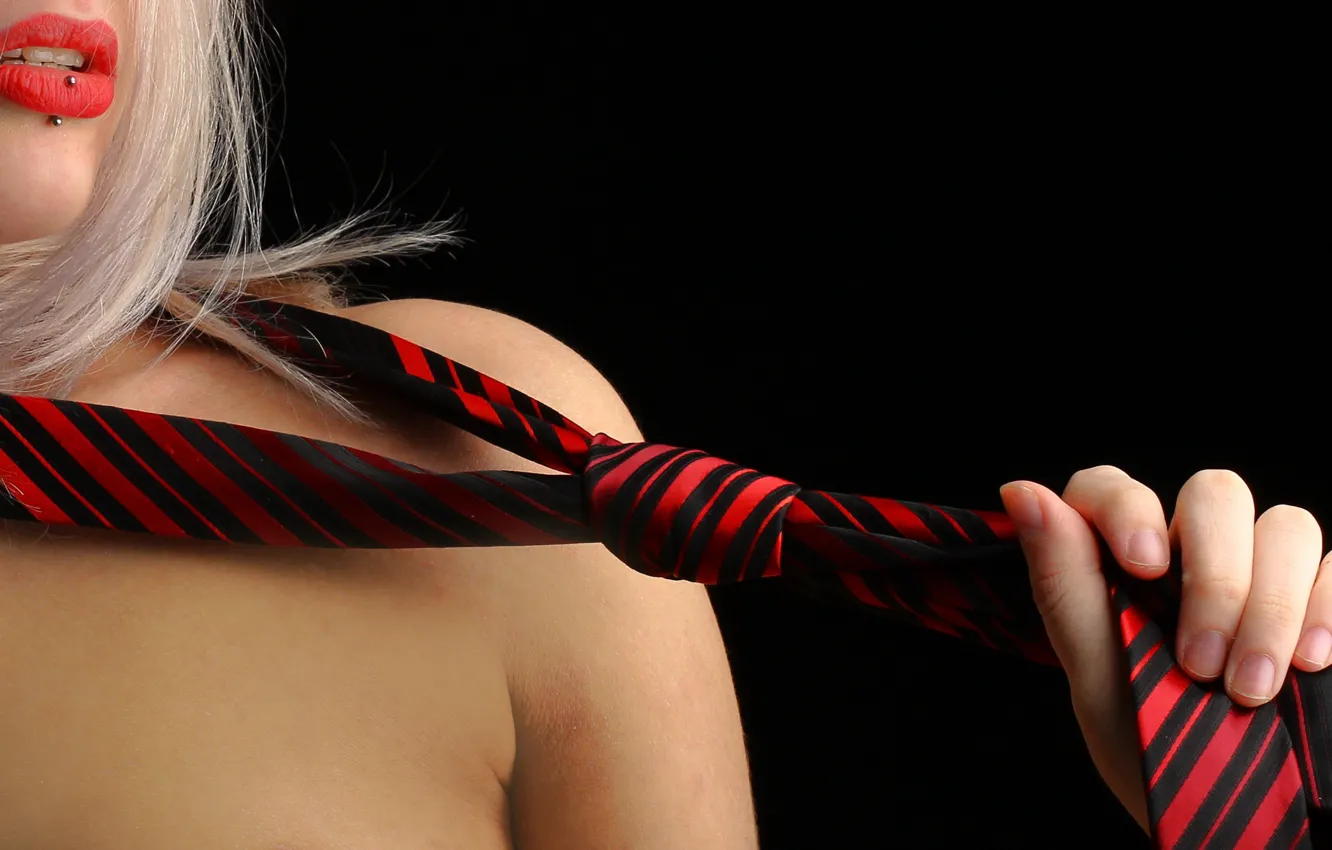 Photo wallpaper movement, piercing, blonde, tie, black background, blonde, piercing, black background