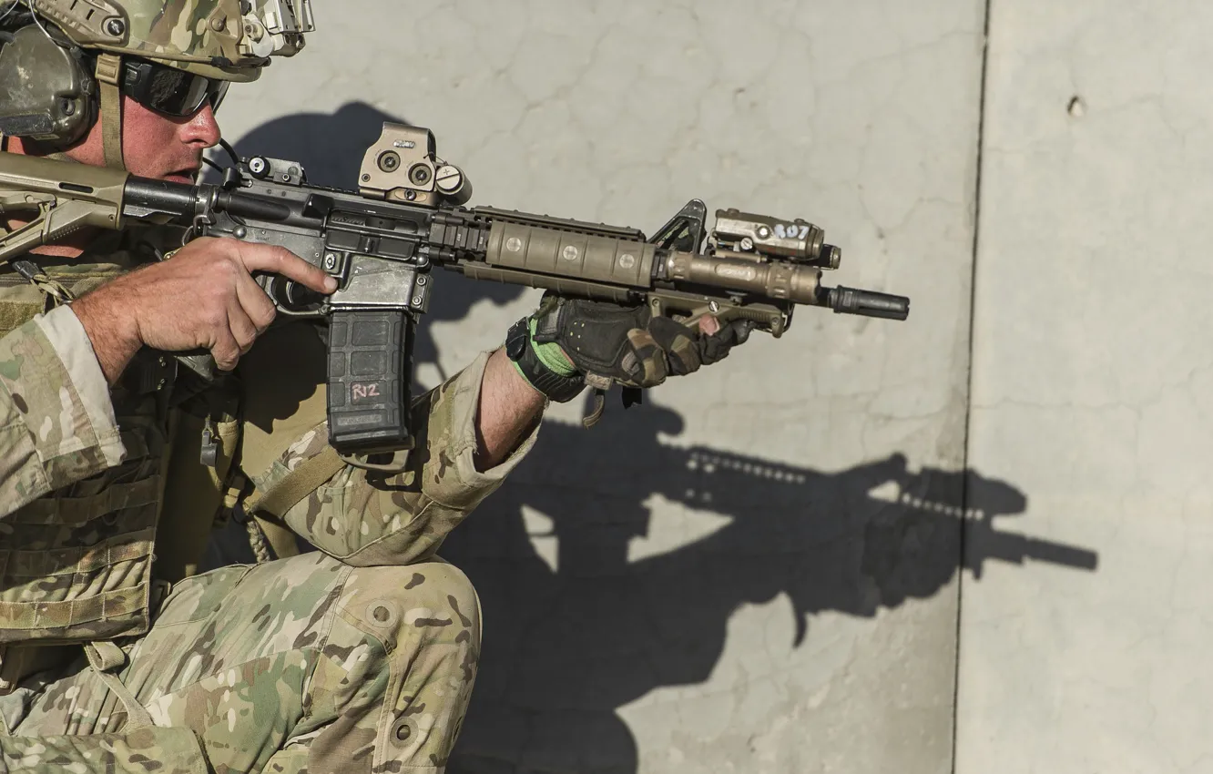 Photo wallpaper weapons, soldiers, equipment