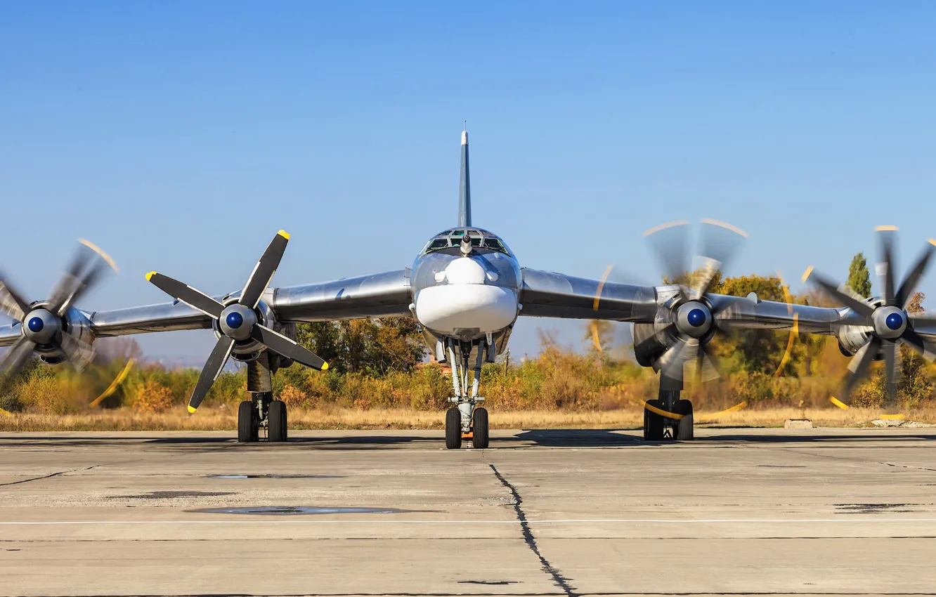 Photo wallpaper aviation, engine, wings, bear, Moscow, USSR, Russia, bomber