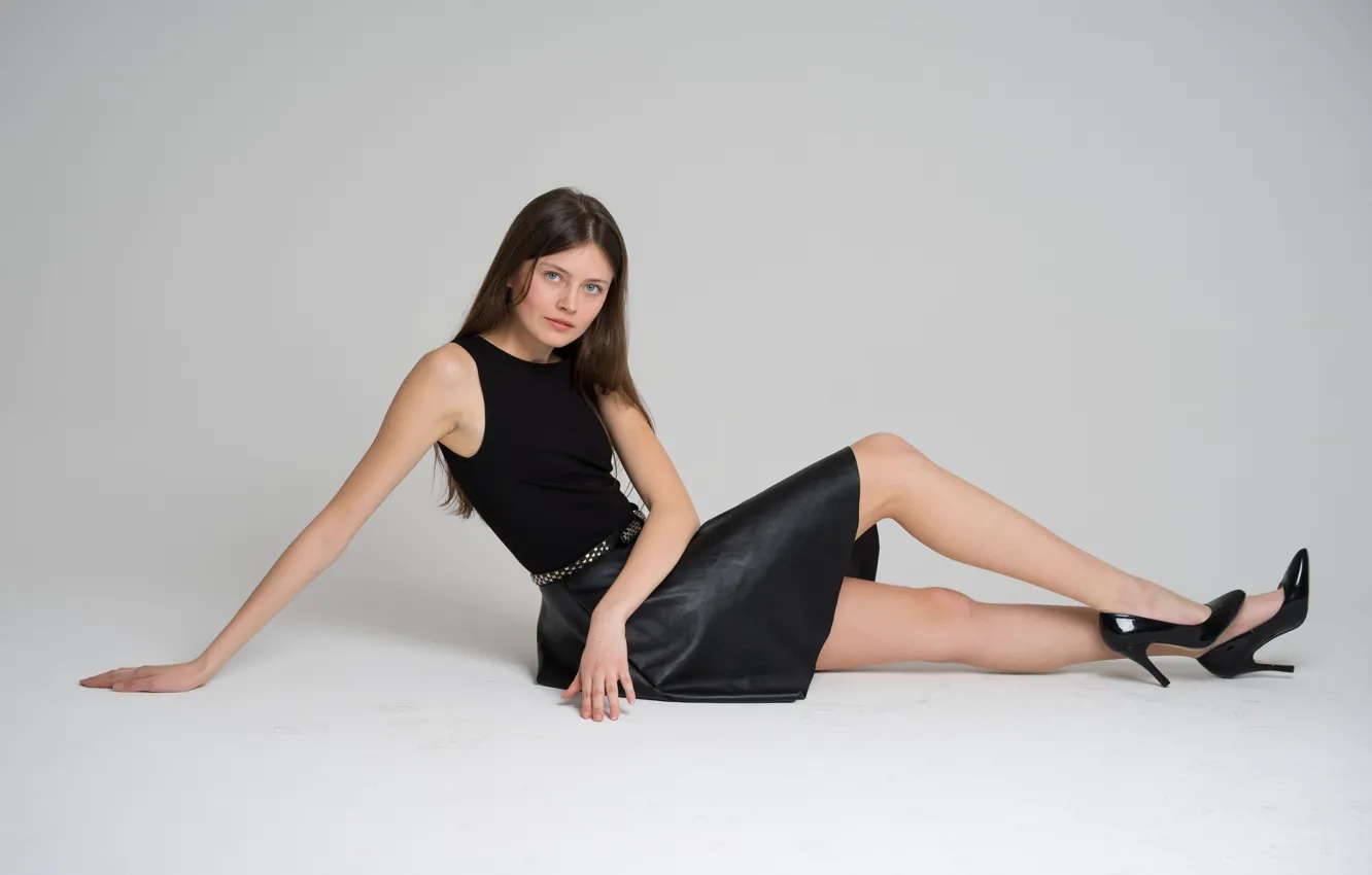 Photo wallpaper look, face, legs, cutie, Antonina