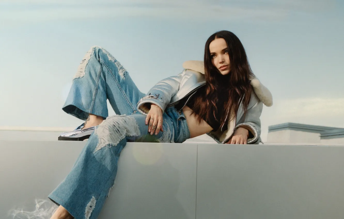 Photo wallpaper girl, jeans, actrees