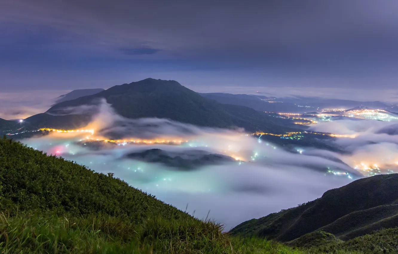 Photo wallpaper mountains, the city, lights, fog, Taiwan, Taipei