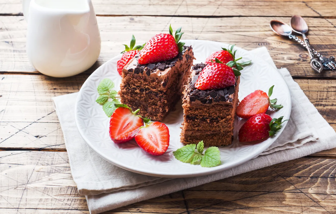 Photo wallpaper strawberry, plate, pieces, cake, dessert