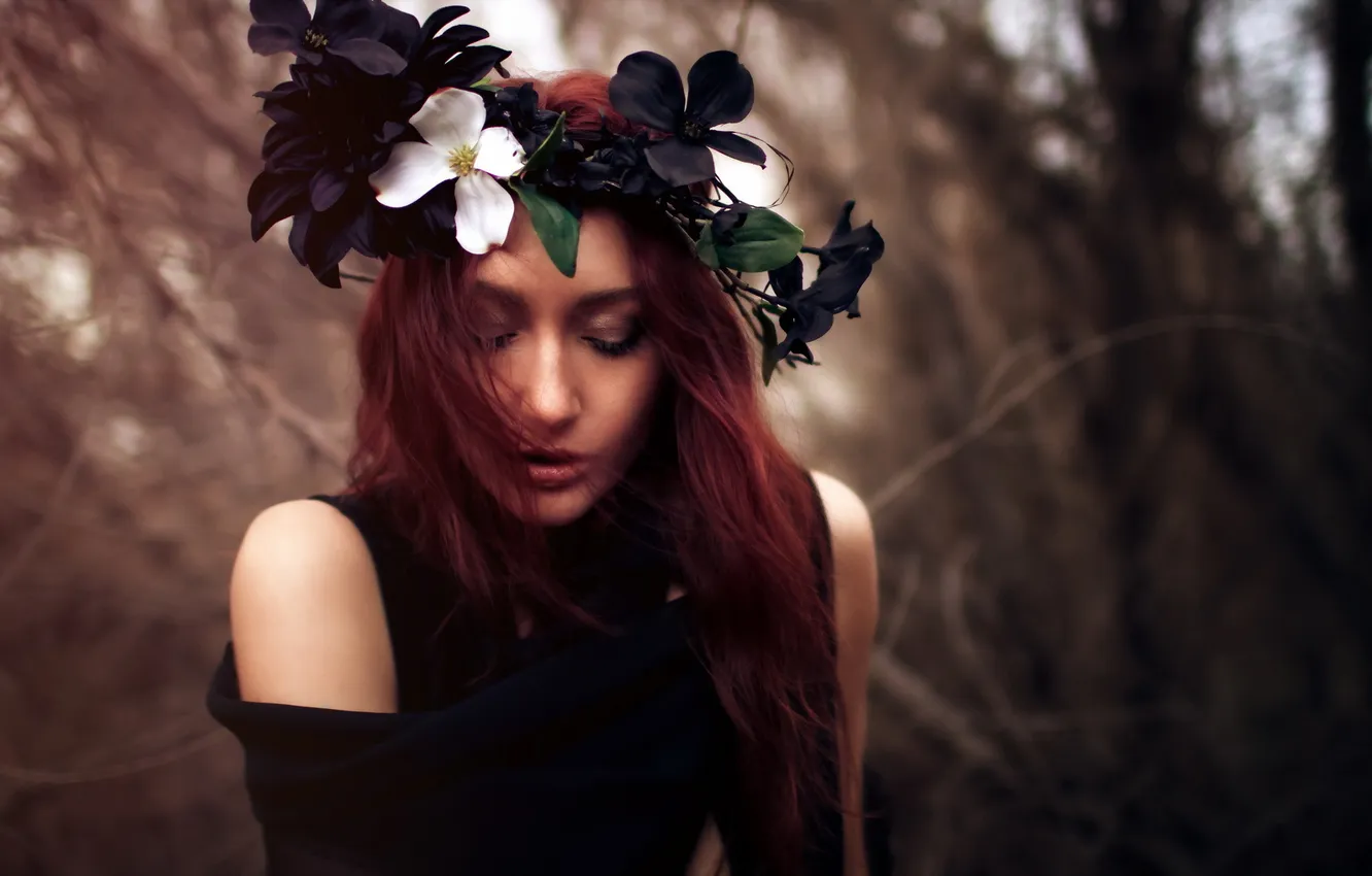 Photo wallpaper girl, background, wreath