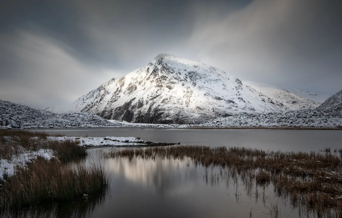 Photo wallpaper winter, snow, mountains, lake, England, Pen Yr Ole Wen