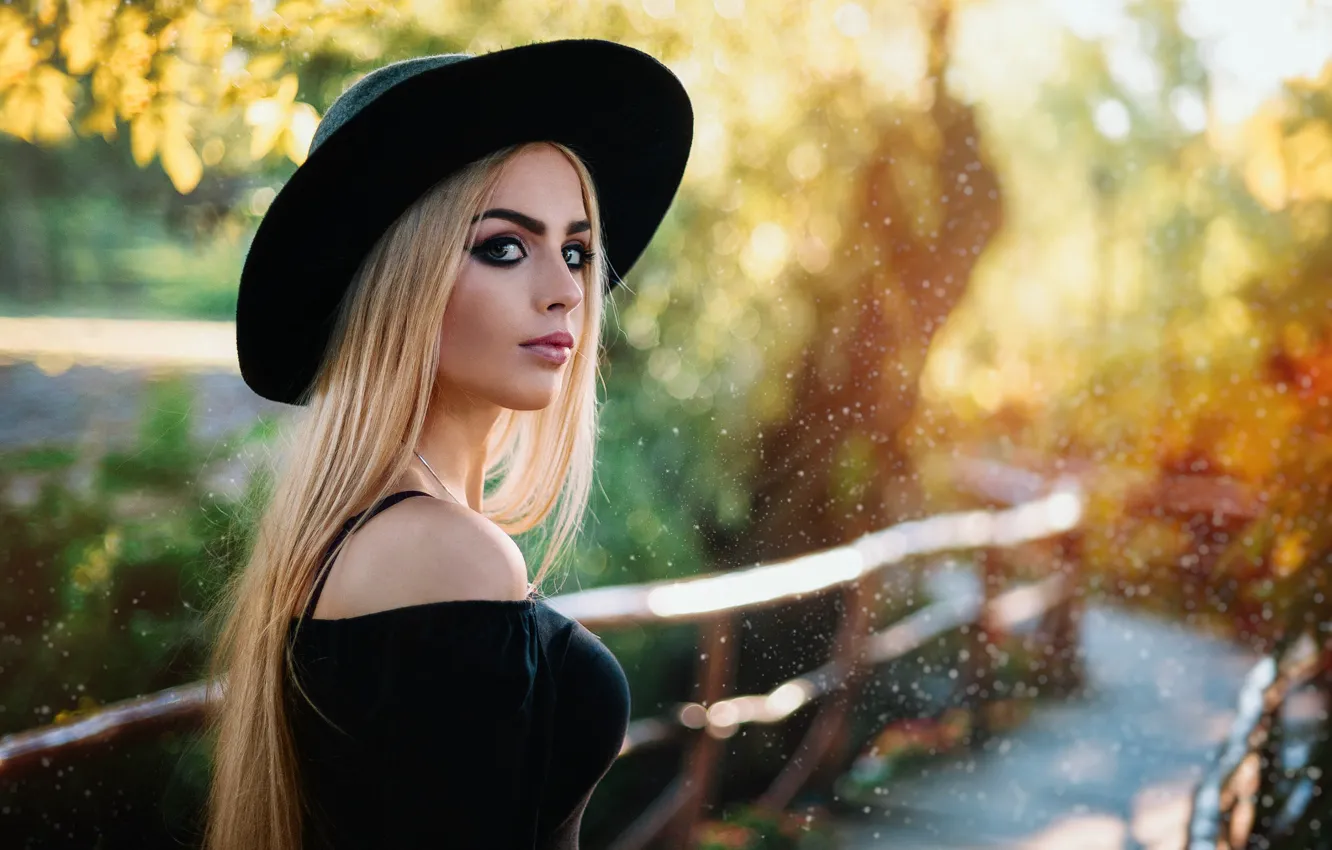Photo wallpaper girl, long hair, dress, hat, photo, model, lips, face