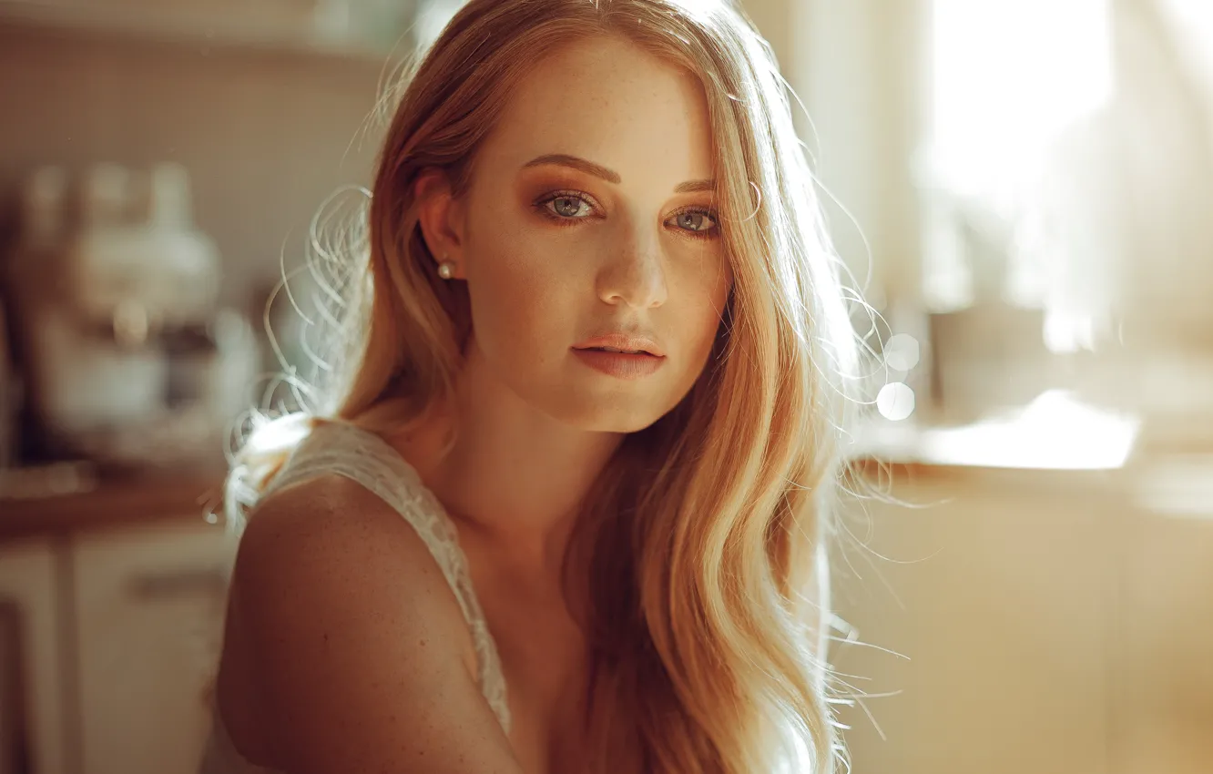 Photo wallpaper look, girl, face, hair, portrait, kassio. epia