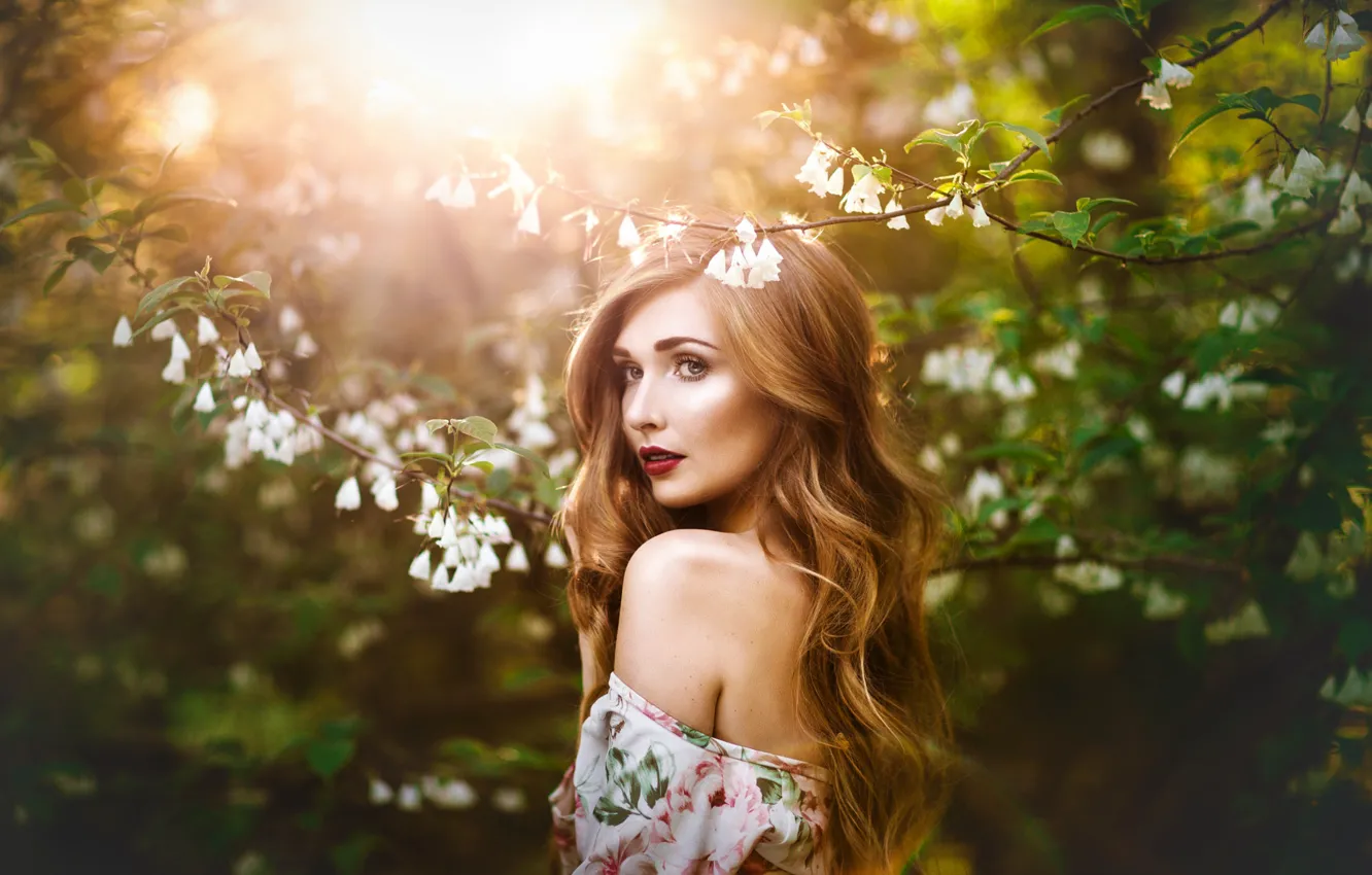 Photo wallpaper look, girl, light, nature, hair, spring, garden, beautiful