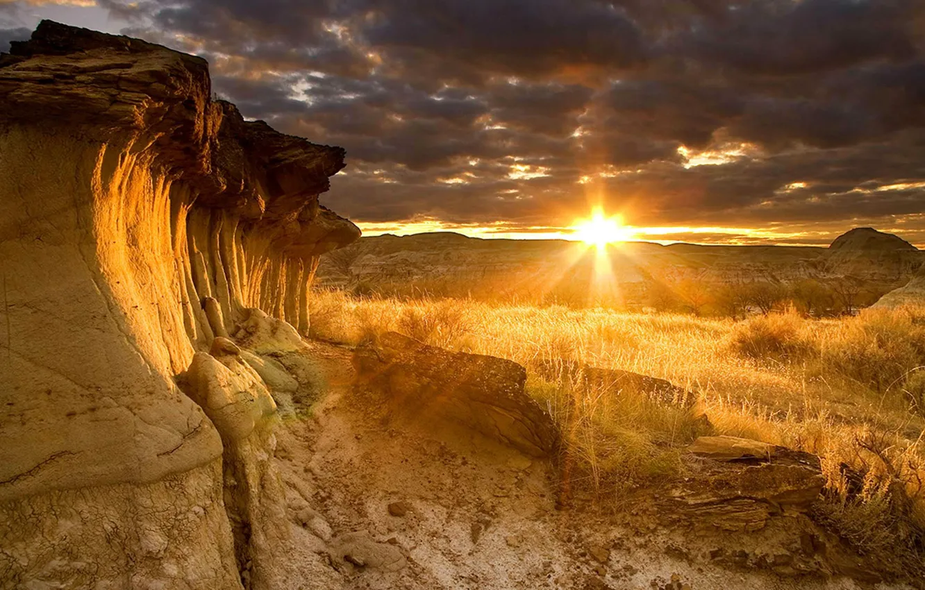 Photo wallpaper sunset, Canada, rocks, Dinosaur Provincial Park, Albert, rays