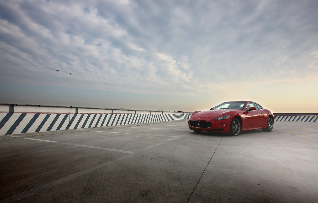 Photo wallpaper the sky, red, Maserati, Maserati, GranTurismo S