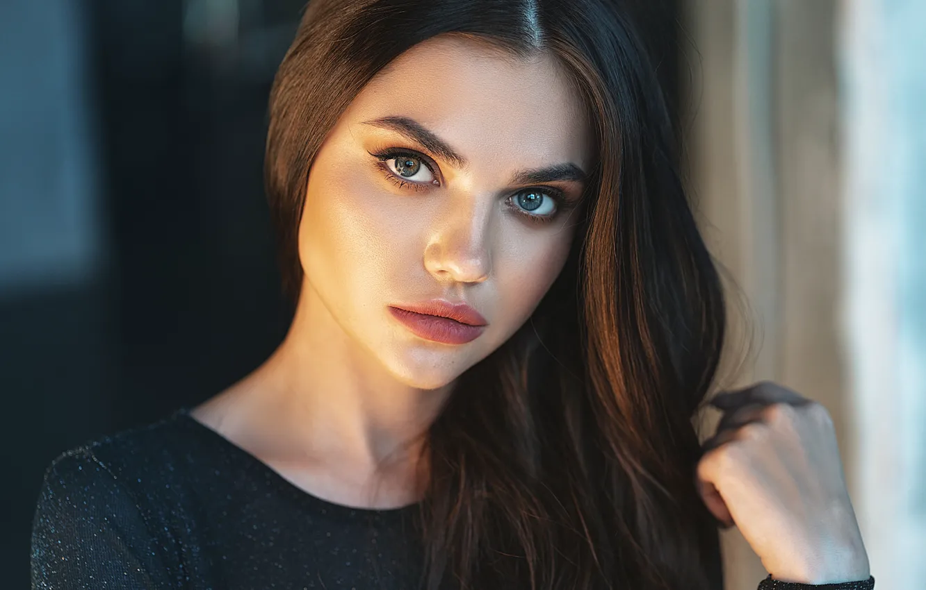 Photo wallpaper look, face, hair, portrait, hands, sponge, Vlad Popov, Sonia Biletsky