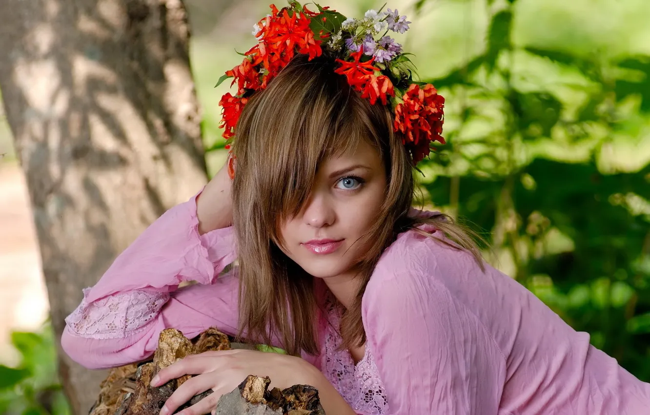 Photo wallpaper girl, flowers, Wallpaper, wreath